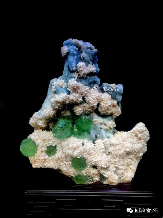 FooYoung Invited to Participate in the "Colorful Fluorite" Themed Exhibition at the China Geological Museum